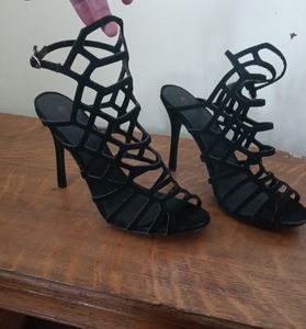 Big Buddha heels - size 10